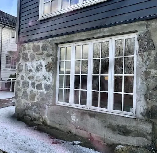 Sentrumsnaer Med 3 Soverom. 아파트 베르겐